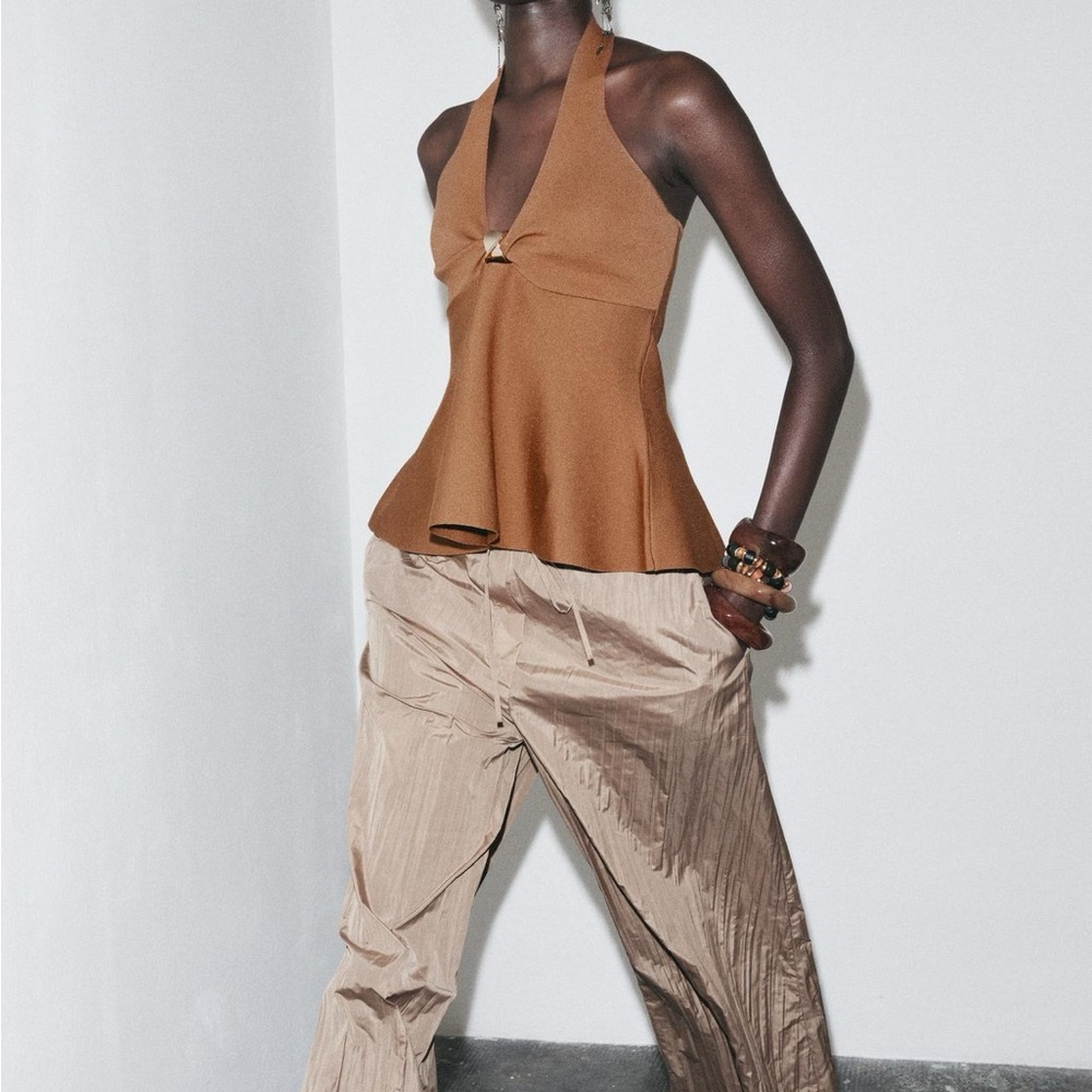 HALTER PEPLUM TOP - taupe brown |
ZARA